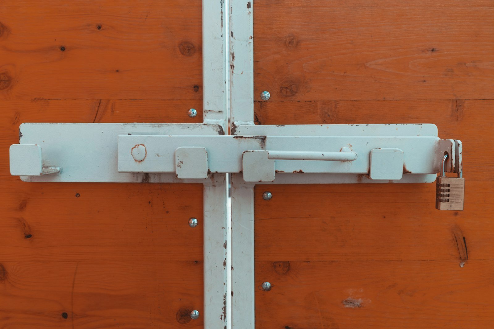 Heavy sliding bolt lock on timber doors